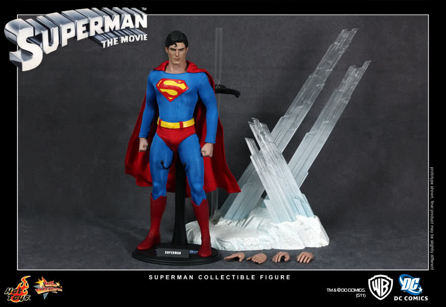 Hot Toys Superman : Superman MMS152 (Regular Edition)