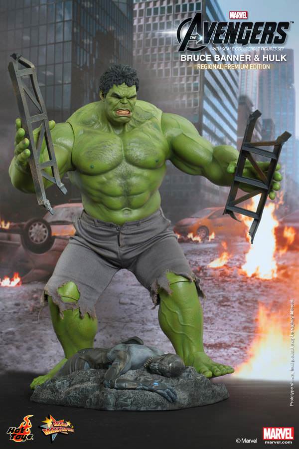 Hot Toys The Avengers - Bruce Banner and Hulk Regional Premium Edition MMS230