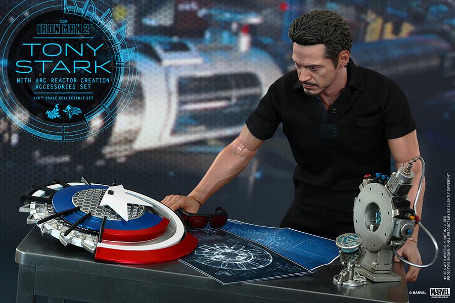 Hot Toys Iron Man 2 : Tony Stark With Arc Reactor Creation Accessories MMS273