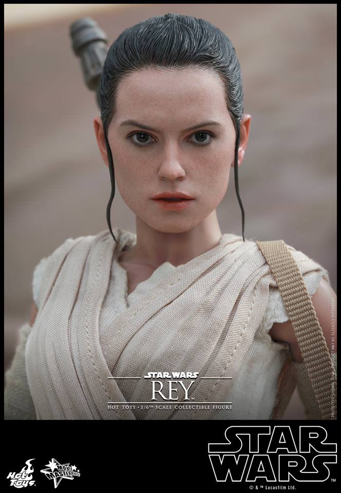 Hot Toys Star Wars: The Force Awakens - Rey MMS336