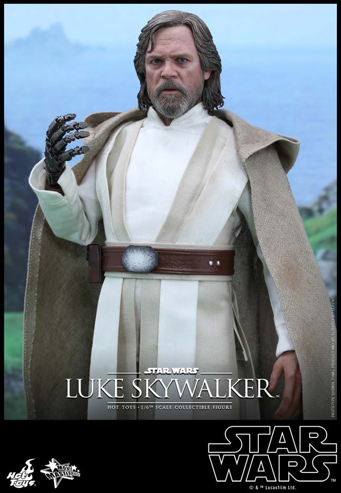 Hot Toys Star Wars: The Force Awakens - Luke Skywalker MMS390