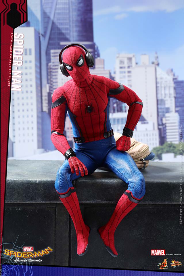 Hot Toys Spider-Man: Homecoming - Spider-Man (Regular Edition) MMS425