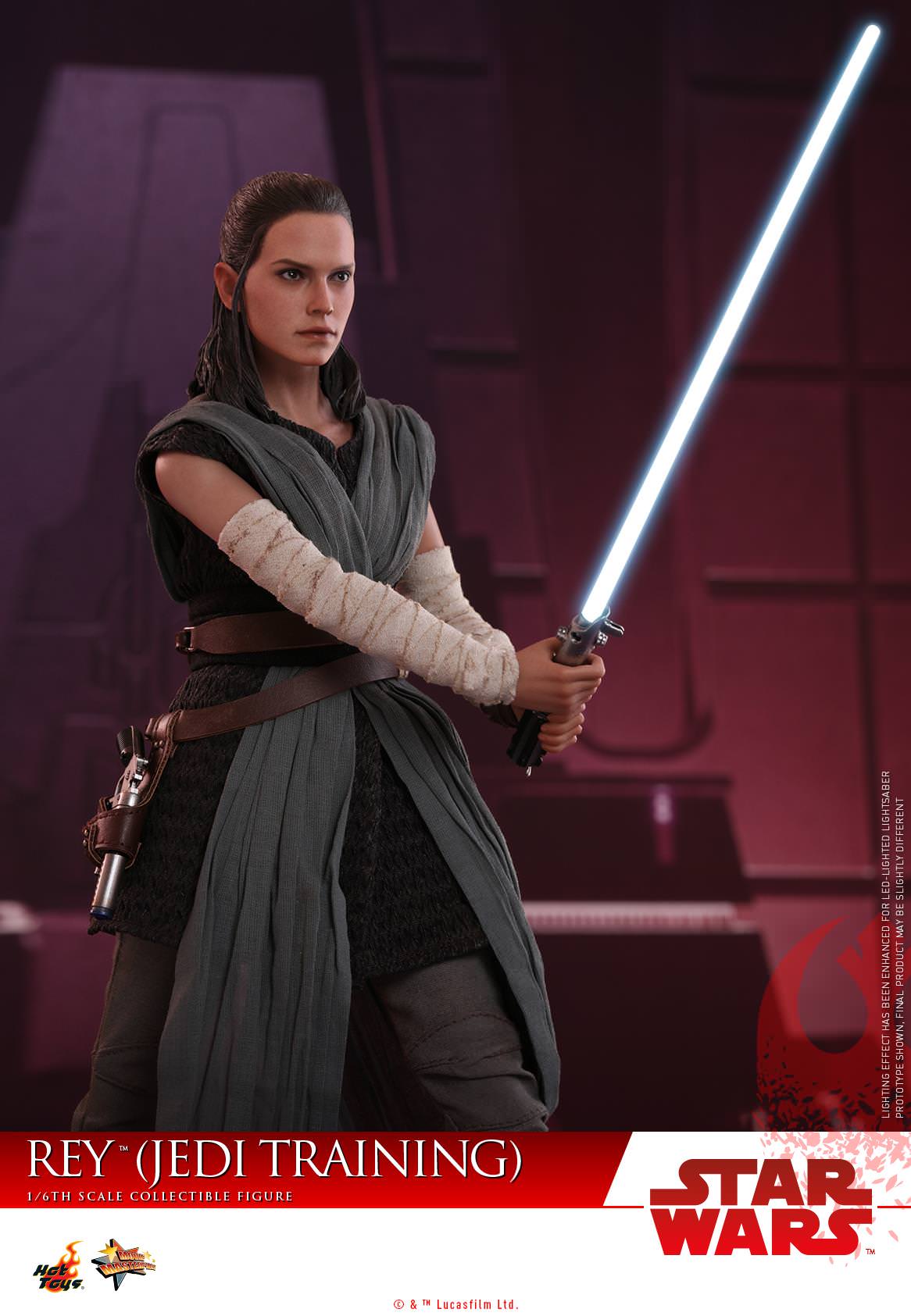 Hot Toys Star Wars: The Last Jedi - Rey (Jedi Training) MMS446