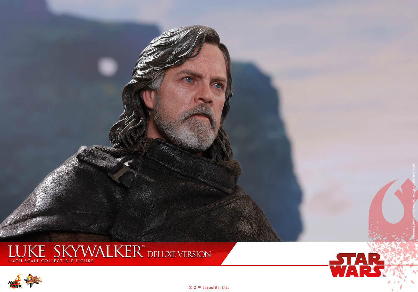 Hot Toys Star Wars: The Last Jedi - Luke Skywalker (Deluxe Version) MMS458