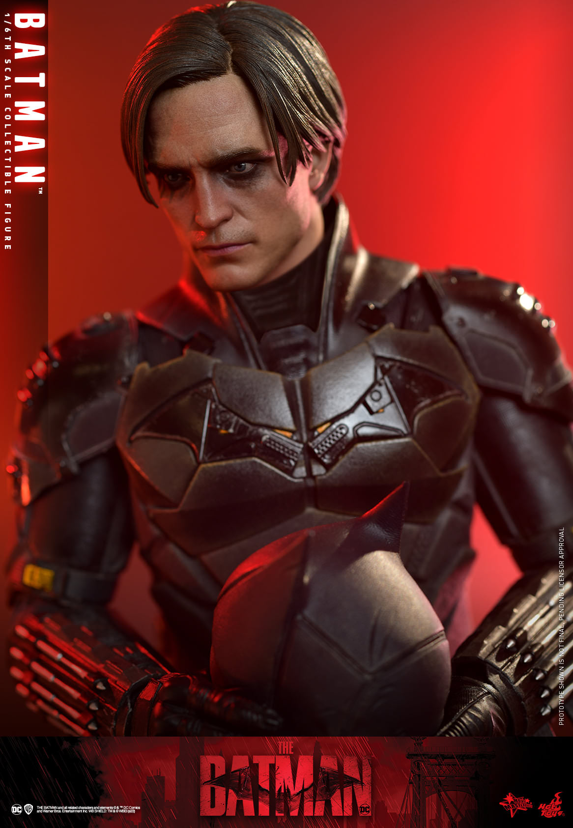 Hot Toys The Batman - 1/6th scale Batman Collectible Figure MMS638