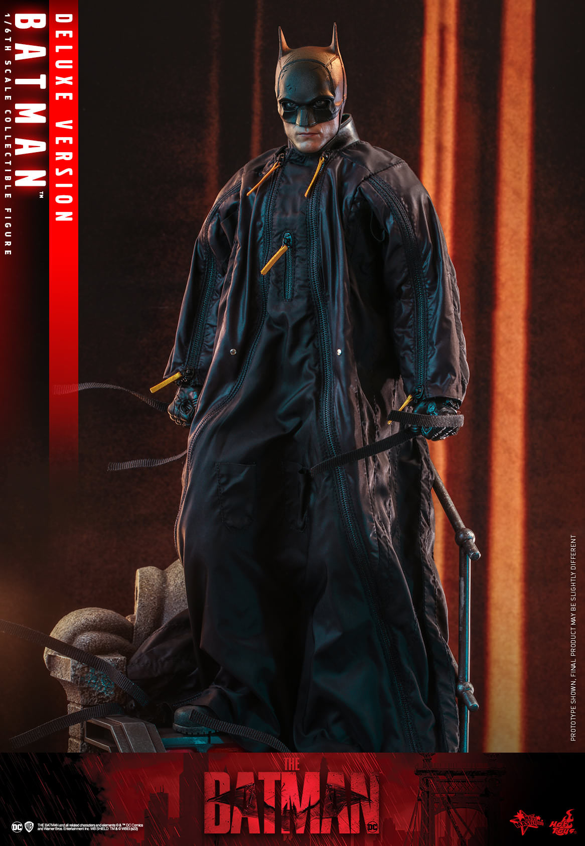 Hot Toys The Batman - 1/6th scale Batman Collectible Figure (Deluxe Version) MMS639