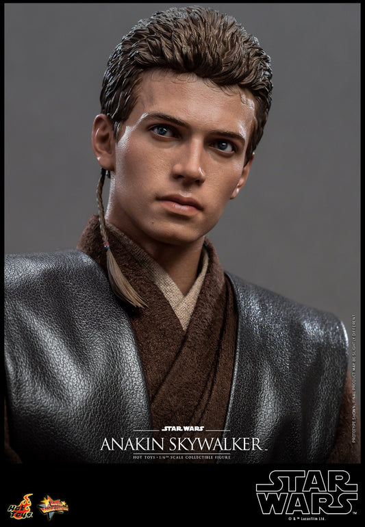 Hot Toys Star Wars: Episode II Attack Of The Clones™ - Anakin Skywalker 1:6 Scale Collectible Figure MMS677