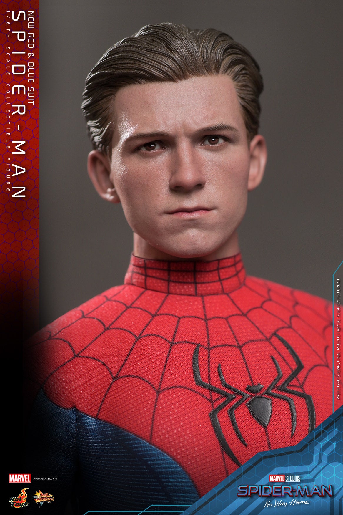 Hot Toys Spider-Man: No Way Home - Spider-Man (New Red and Blue Suit) 1:6 Scale Collectible Figure MMS679