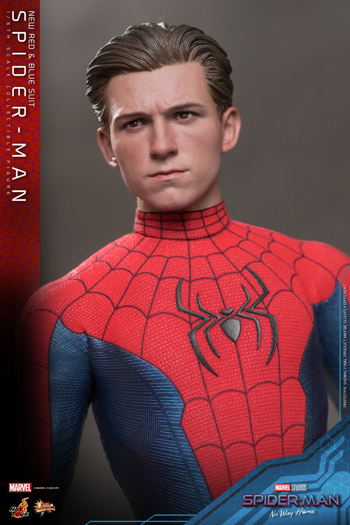 Hot Toys Spider-Man: No Way Home - Spider-Man (New Red and Blue Suit) 1:6 Scale Collectible Figure MMS679