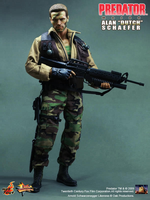 Hot Toys Predator – Major Alan Dutch Schaefer MMS72