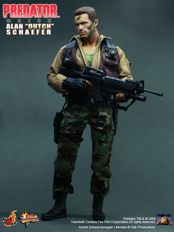 Hot Toys Predator – Major Alan Dutch Schaefer MMS72