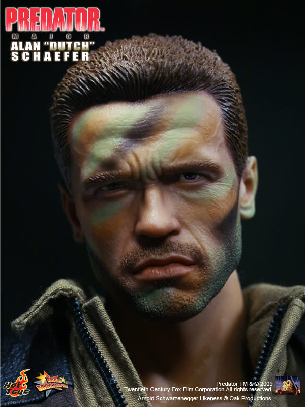 Hot Toys Predator – Major Alan Dutch Schaefer MMS72