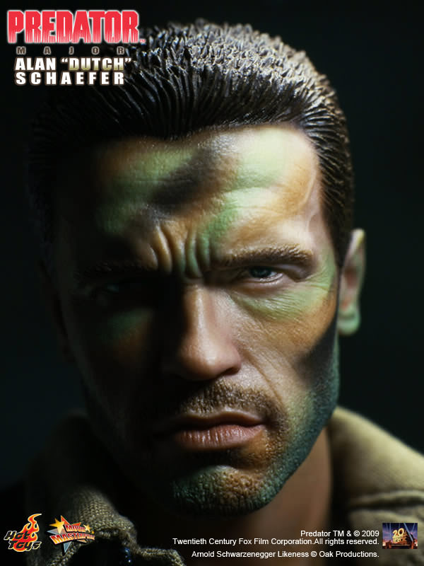 Hot Toys Predator – Major Alan Dutch Schaefer MMS72