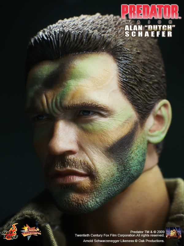 Hot Toys Predator – Major Alan Dutch Schaefer MMS72