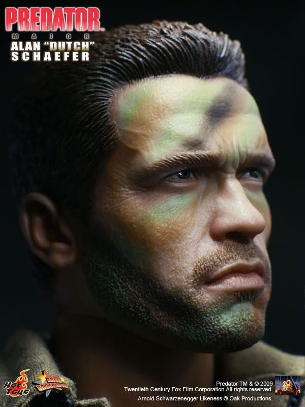 Hot Toys Predator – Major Alan Dutch Schaefer MMS72