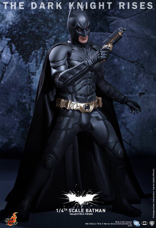 Hot Toys The Dark Knight Rises - Batman 1/4th scale QS001 ( Exclusive Edition)