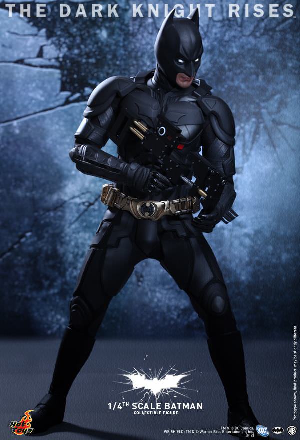 Hot Toys The Dark Knight Rises - Batman 1/4th scale QS001 ( Exclusive Edition)