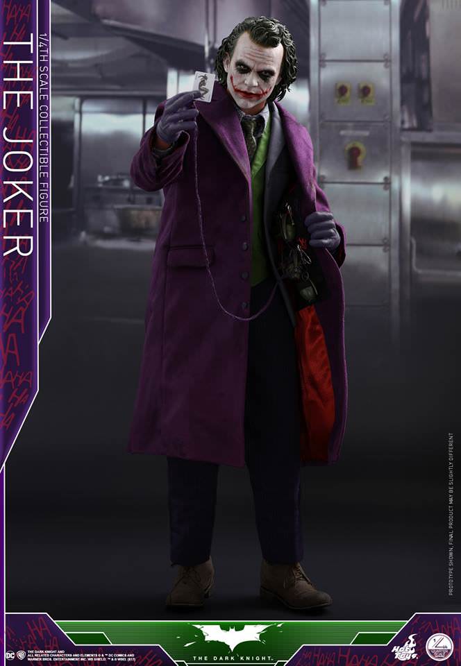 Hot Toys The Dark Knight - The Joker 1/4th (Regular Edition) QS010