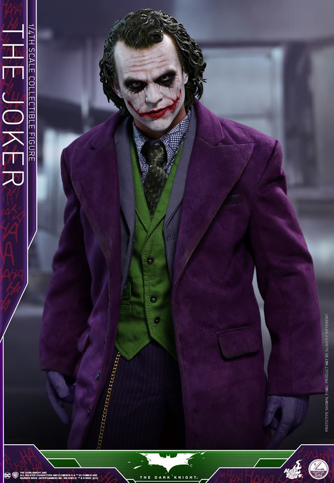 Hot Toys The Dark Knight - The Joker 1/4th (Regular Edition) QS010