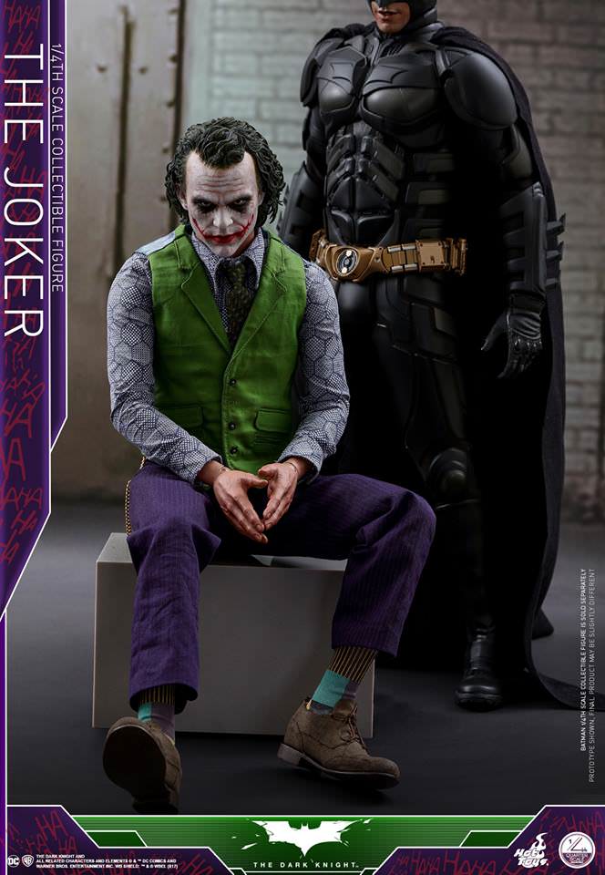 Hot Toys The Dark Knight - The Joker 1/4th (Exclusive Edition) QS010