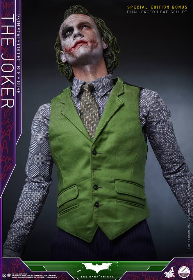 Hot Toys The Dark Knight - The Joker 1/4th (Exclusive Edition) QS010