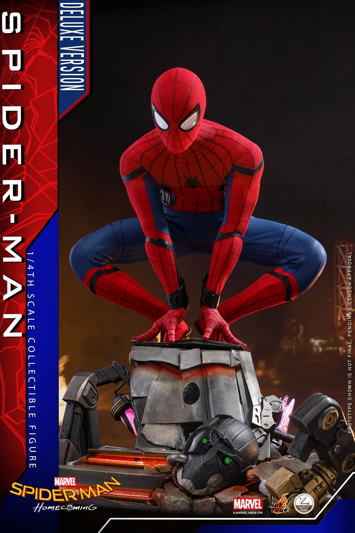 Hot Toys Spider-Man: Homecoming - Spider-Man 1/4th scale QS015B (Deluxe Version)(Special Edition)( Bonus Accessory :One (1) hologram panel)