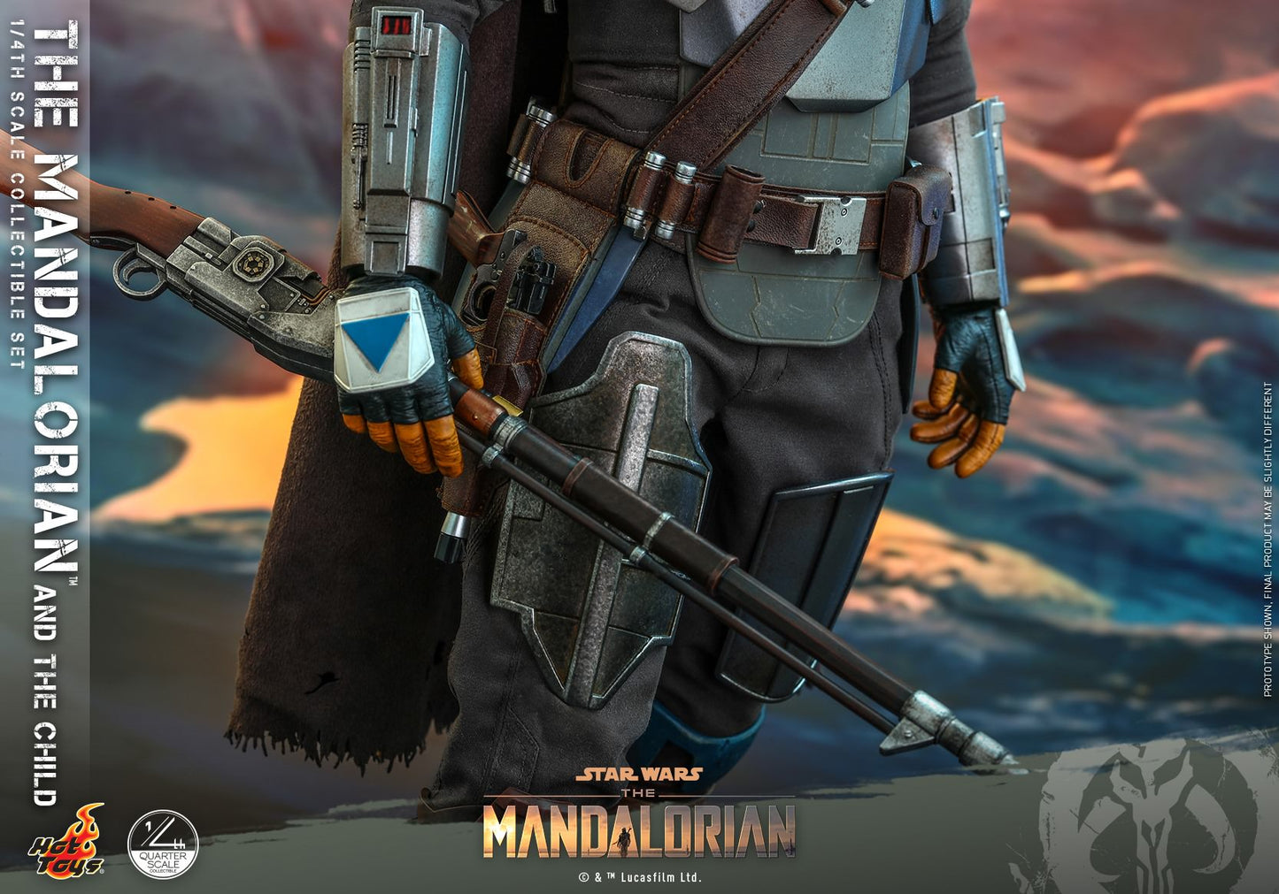 Hot Toys Star Wars™ The Mandalorian™ - 1/4th scale The Mandalorian &amp; The Child Collectible Set (Standard Version) QS016