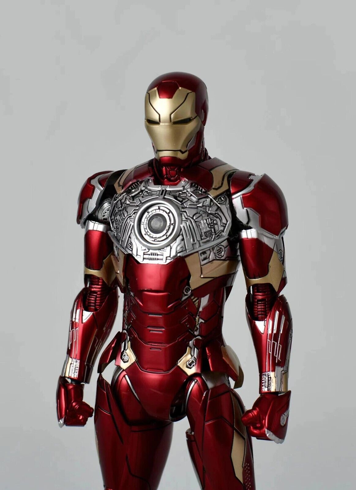 Comicave Studios 1:12 Scale Iron Man Mark XLVI Collectible Figure