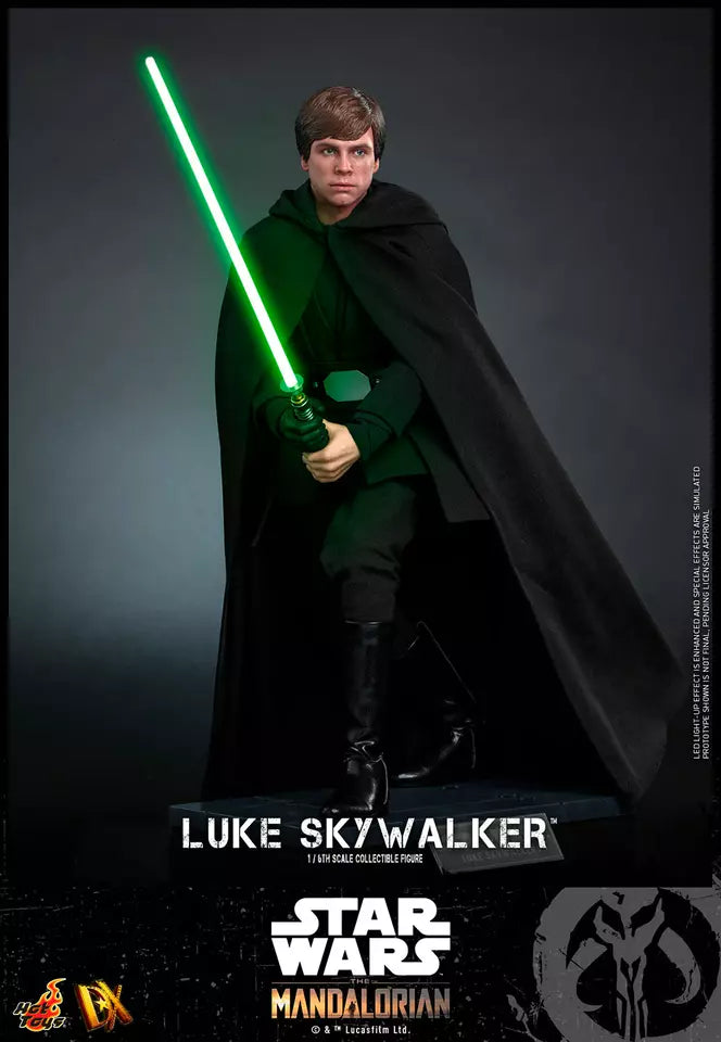 Hot Toys Star Wars: The Mandalorian - 1:6 Scale Luke Skywalker (Normal Edition) Collectible Figure DX22