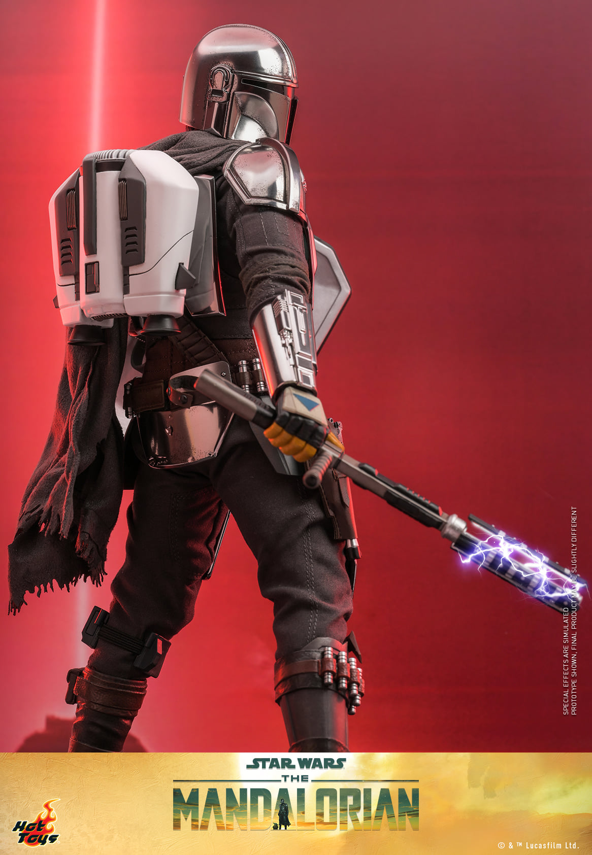 Hot Toys "Star Wars: The Mandalorian™" - IG-12™ With Accessories 1:6 Scale Collectible Set TMS105