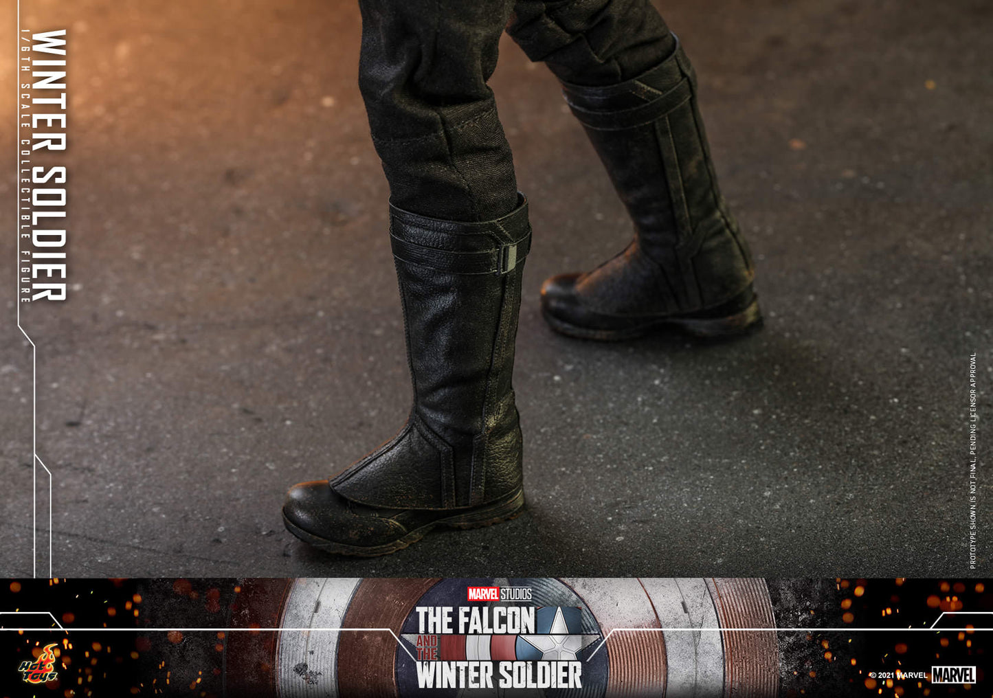 Hot Toys The Falcon and the Winter Soldier - Winter Soldier Collectible Figure TMS039