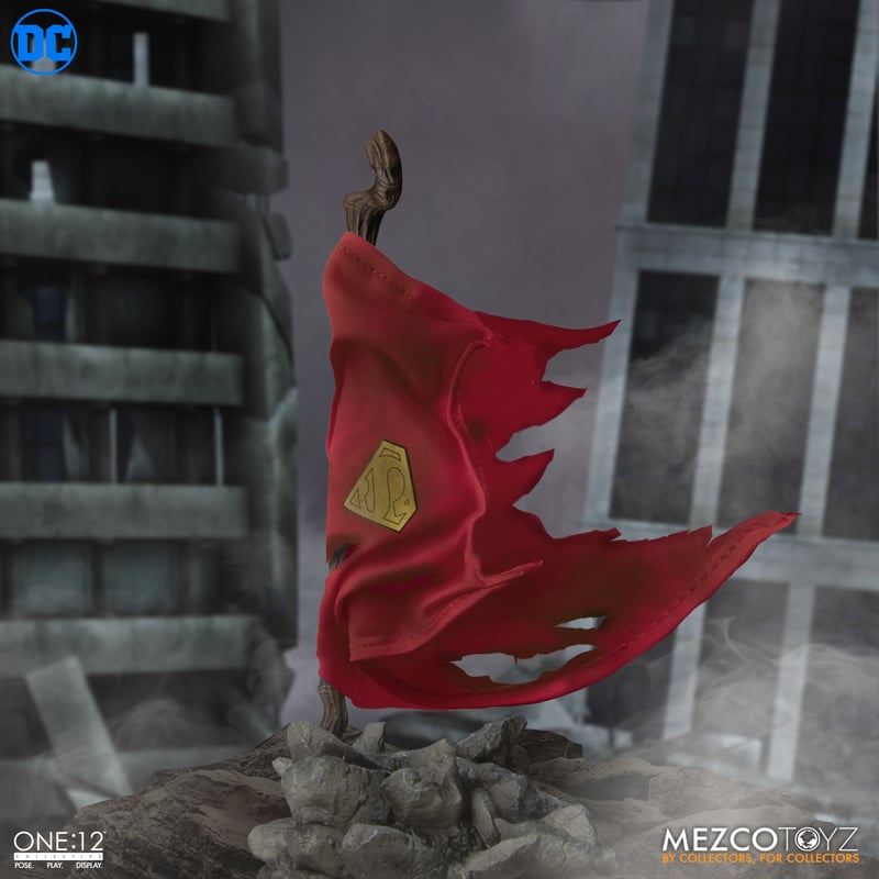 Mezco Toyz Superman: Recovery Suit Edition 1:12 Scale Collectible Figure