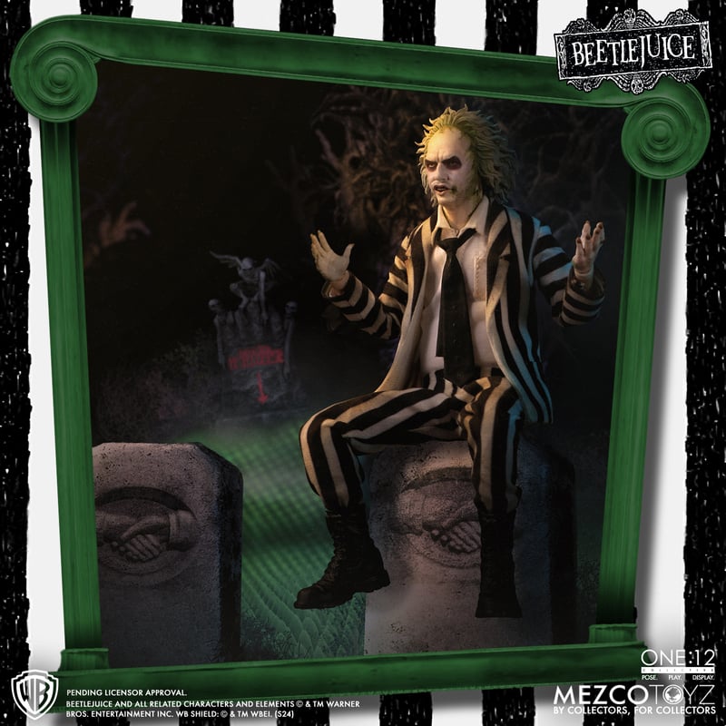 Mezco Toyz Beetlejuice - Deluxe Edition 1:12 Scale Collectible Figure 72502